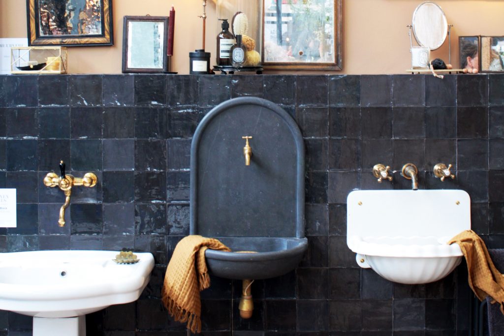 Two Canadian Restaurants Recognized for their Wondrous Washrooms