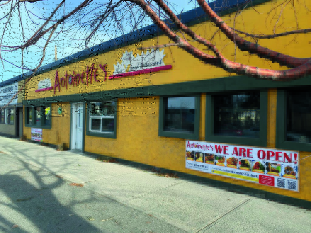 Antoinette’s Restaurant front enytrance